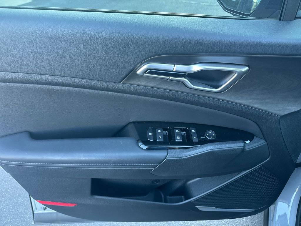 Used 2023 Kia Sportage X-Line image 11