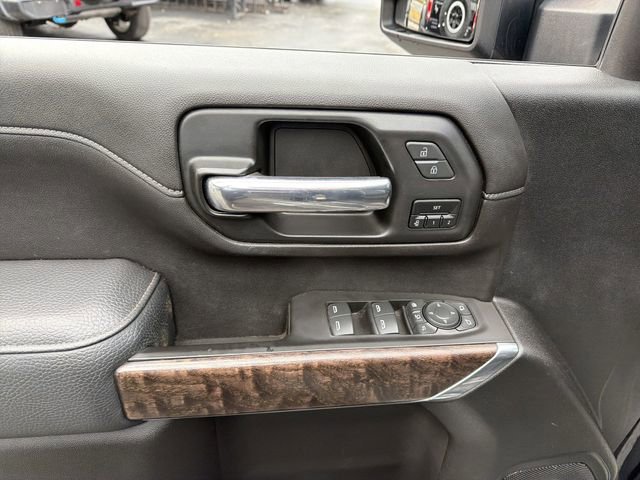 Used 2022 GMC Sierra 3500 Denali w/ Technology Package AWD/4WD image 14