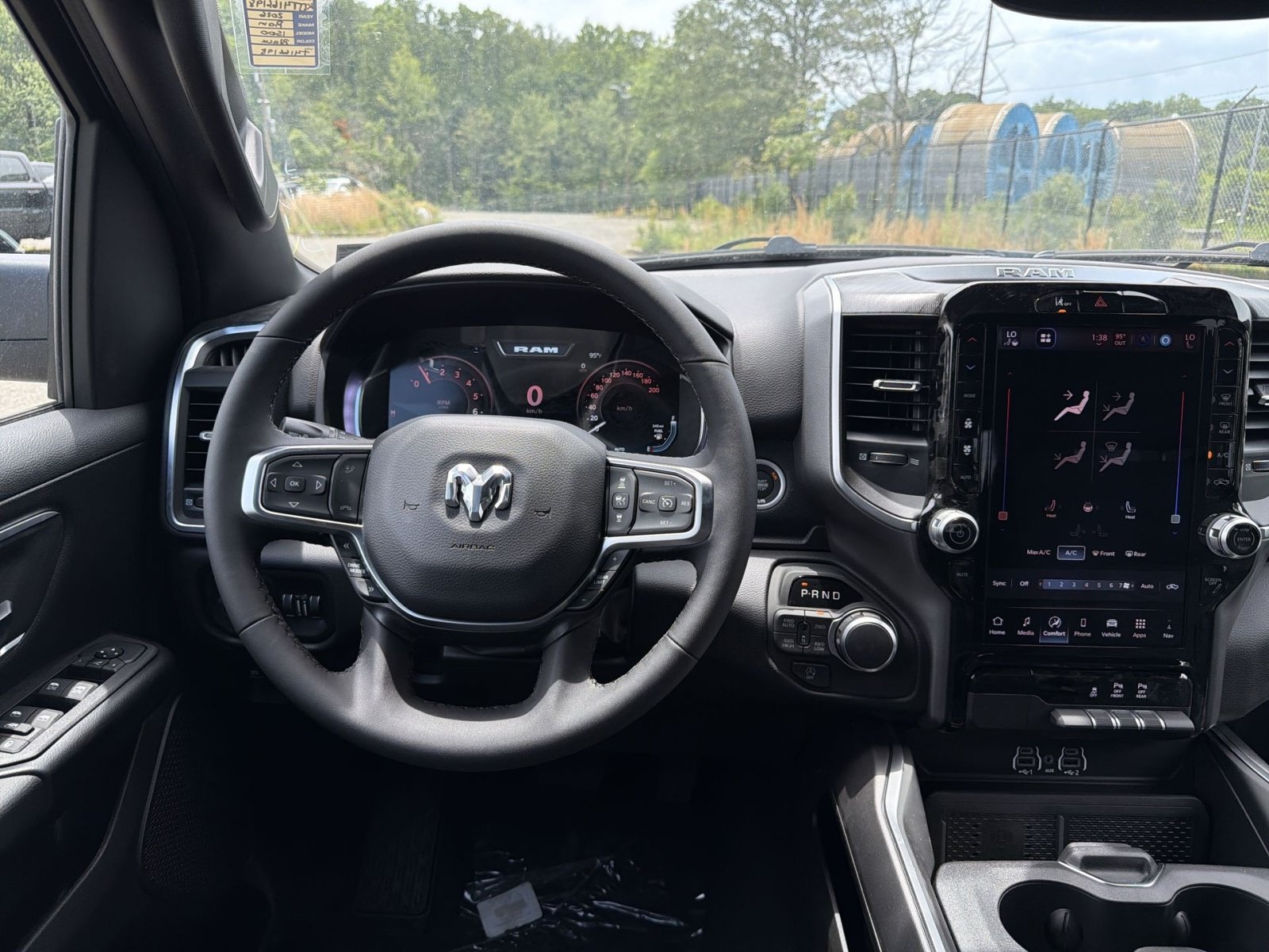 New 2026 RAM 1500 Big Horn AWD/4WD image 16