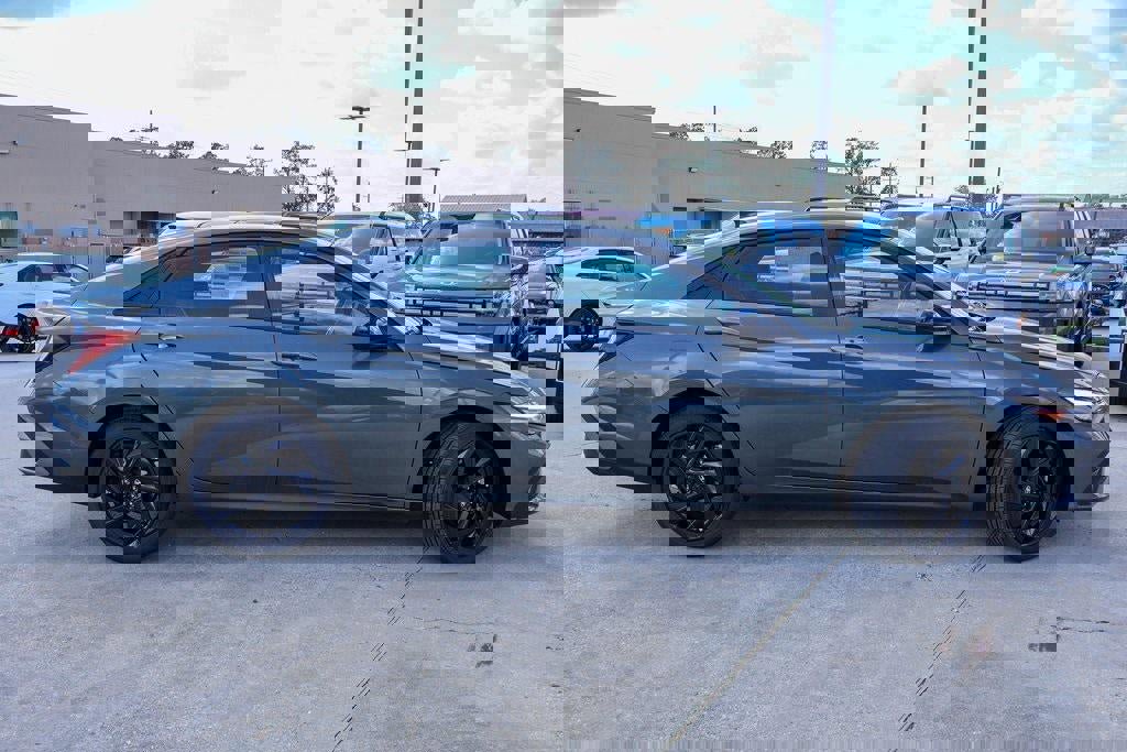 New 2026 Hyundai Elantra Sport image 23