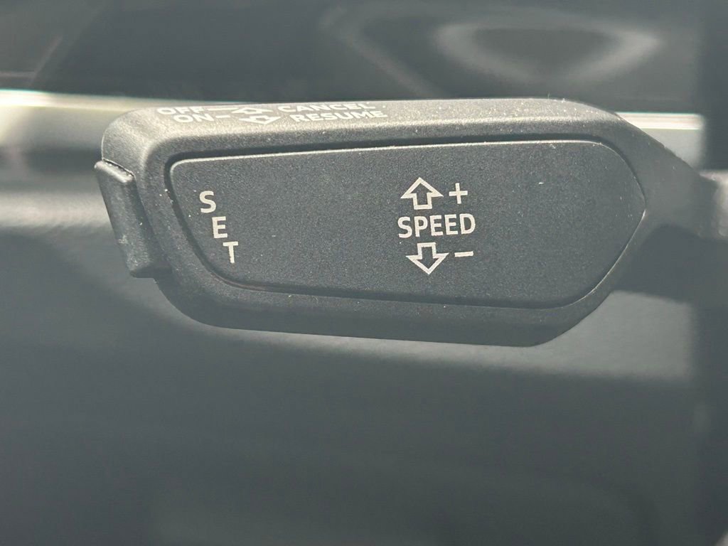 Used 2020 Audi Q3 2.0T Premium Plus w/ Premium Plus Package image 18