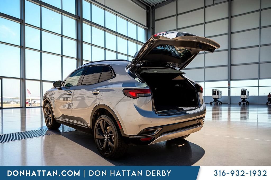 Used 2023 Buick Envision Essence w/ Sport Touring Package AWD/4WD image 29