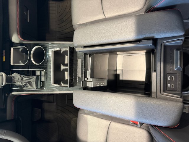 Certified 2026 Toyota Sienna XSE FWD image 22