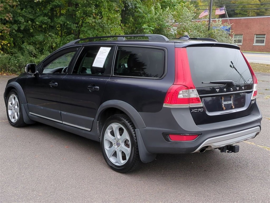 Used 2016 Volvo XC70 T5 Premier w/ Proximity Package image 6