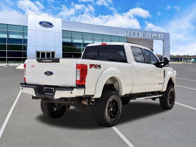 Used 2017 Ford F250 Lariat w/ Lariat Ultimate Package AWD/4WD image 4