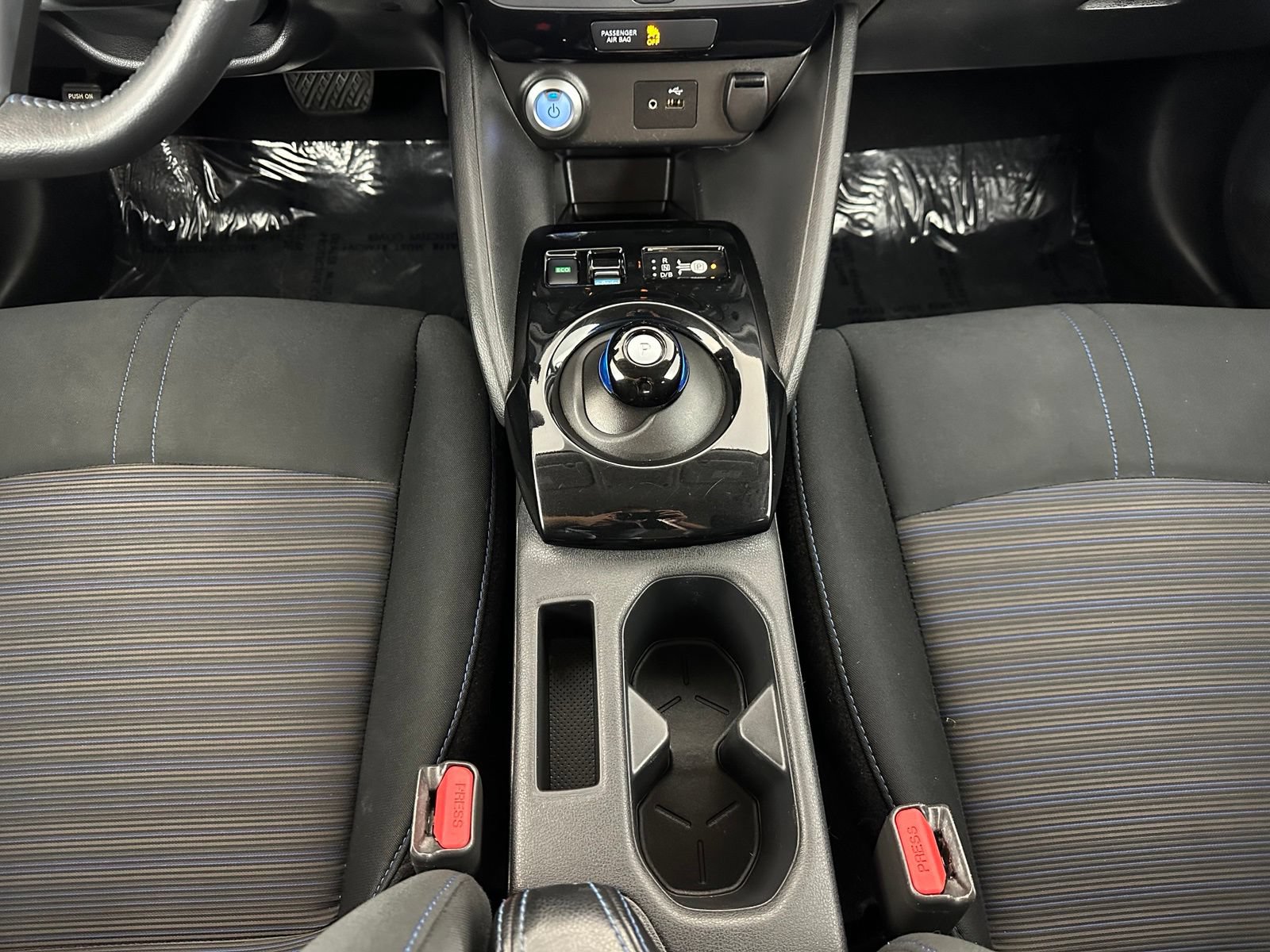 Used 2019 Nissan Leaf SV FWD image 16