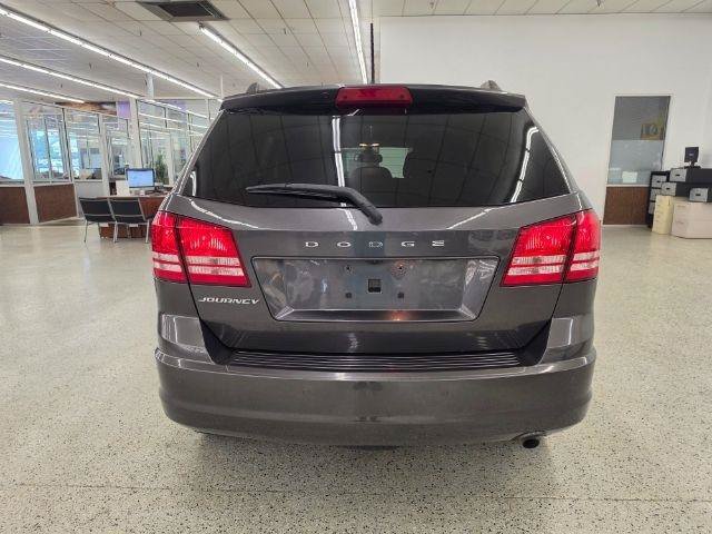 Used 2020 Dodge Journey SE FWD image 5