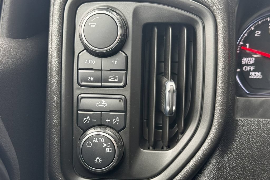 Used 2021 Chevrolet Silverado 1500 W/T w/ WT Convenience Package AWD/4WD image 23