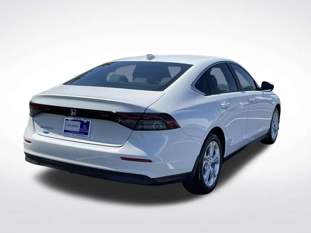 Certified 2025 Honda Accord LX image 6