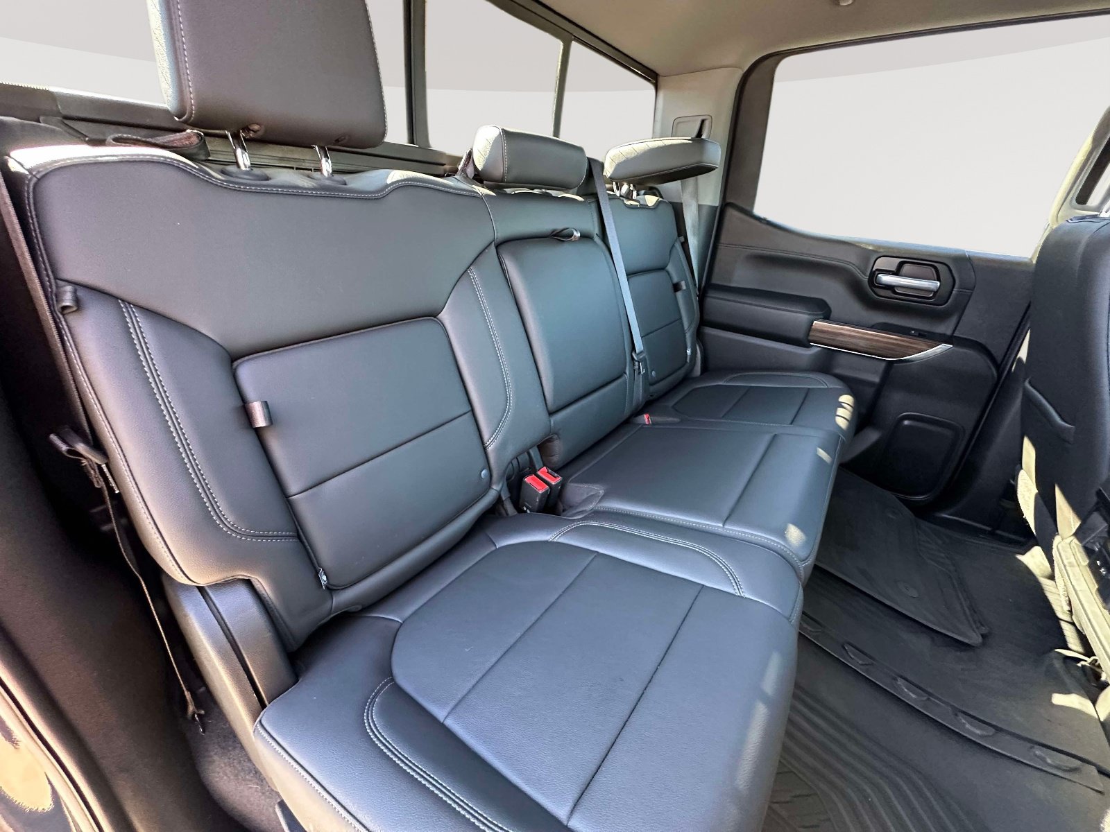 Used 2020 Chevrolet Silverado 1500 RST AWD/4WD image 25