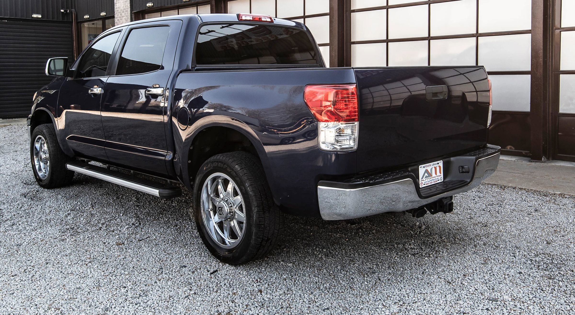 Used 2011 Toyota Tundra 2WD CrewMax w/ Tow Pkg image 7