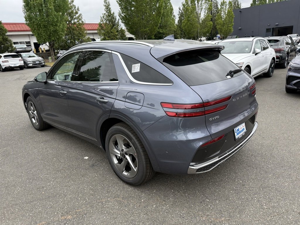 Used 2026 Genesis GV70 2.5T Advanced image 7