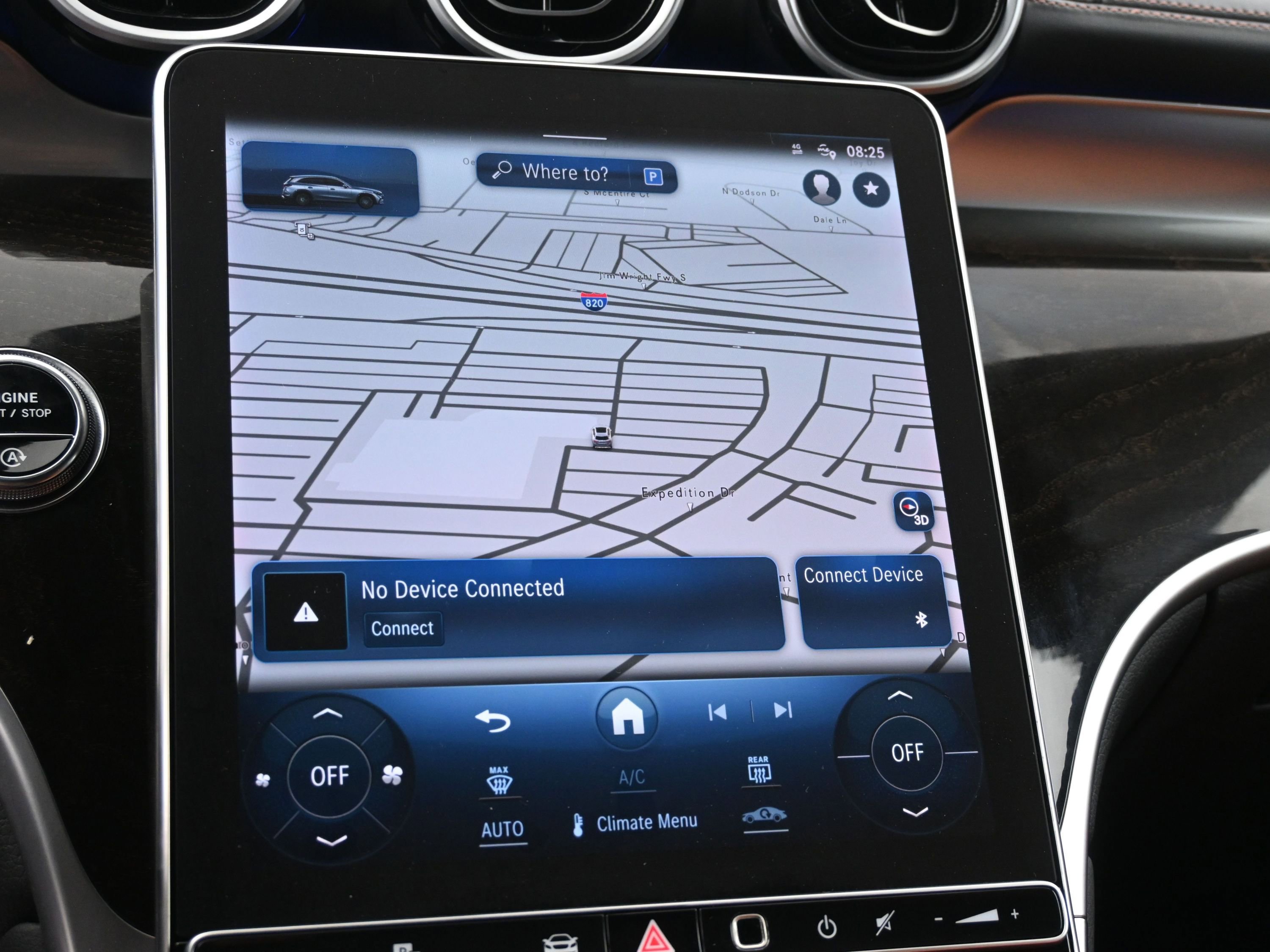 Used 2023 Mercedes-Benz GLC 300 4MATIC w/ Exclusive Trim Package image 22