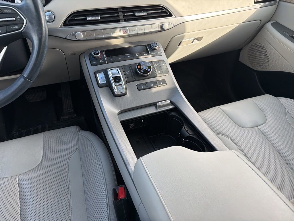 Used 2021 Hyundai Palisade SEL w/ Premium Package image 17