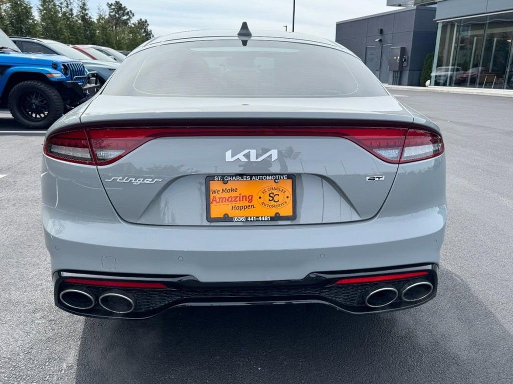 Used 2023 Kia Stinger GT2 image 4