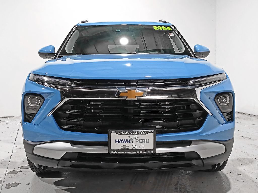 Used 2024 Chevrolet TrailBlazer LT w/ Convenience Package FWD image 2