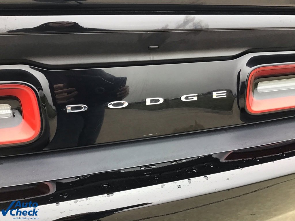 Used 2017 Dodge Challenger GT w/ Driver Convenience Group image 38