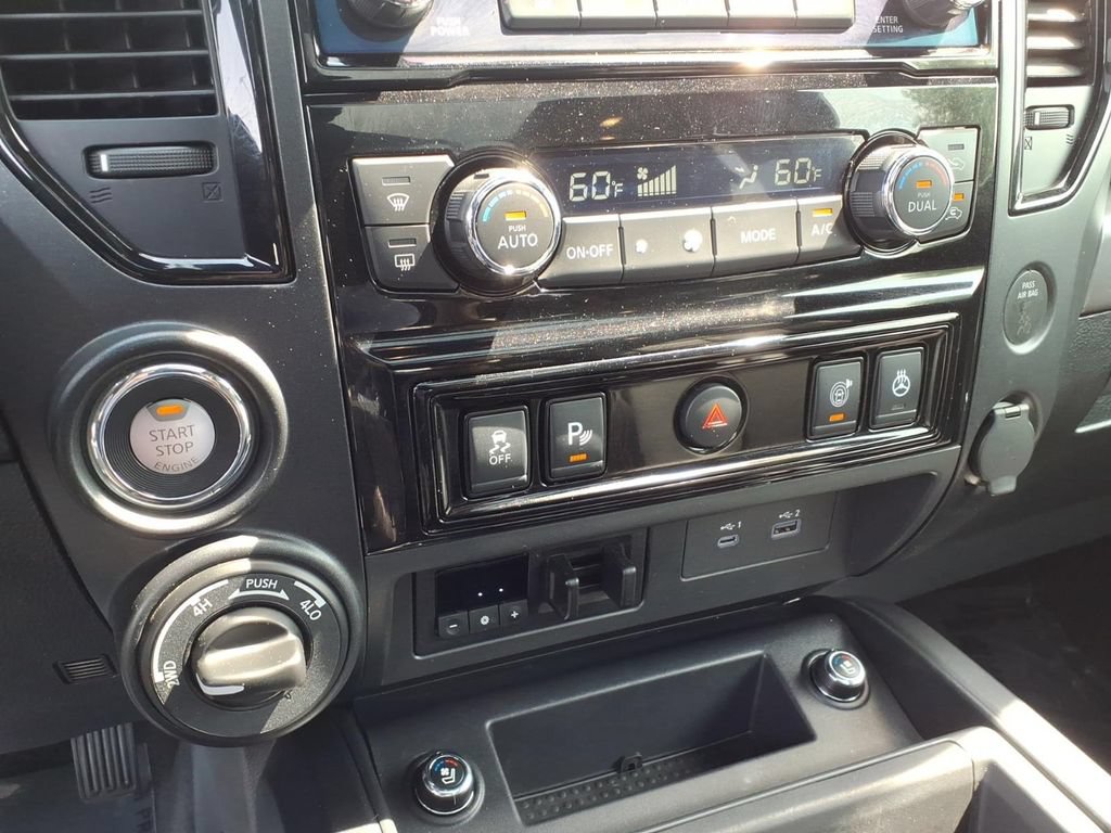 Certified 2024 Nissan Titan PRO-4X w/ Pro-4x Convenience Package AWD/4WD image 27