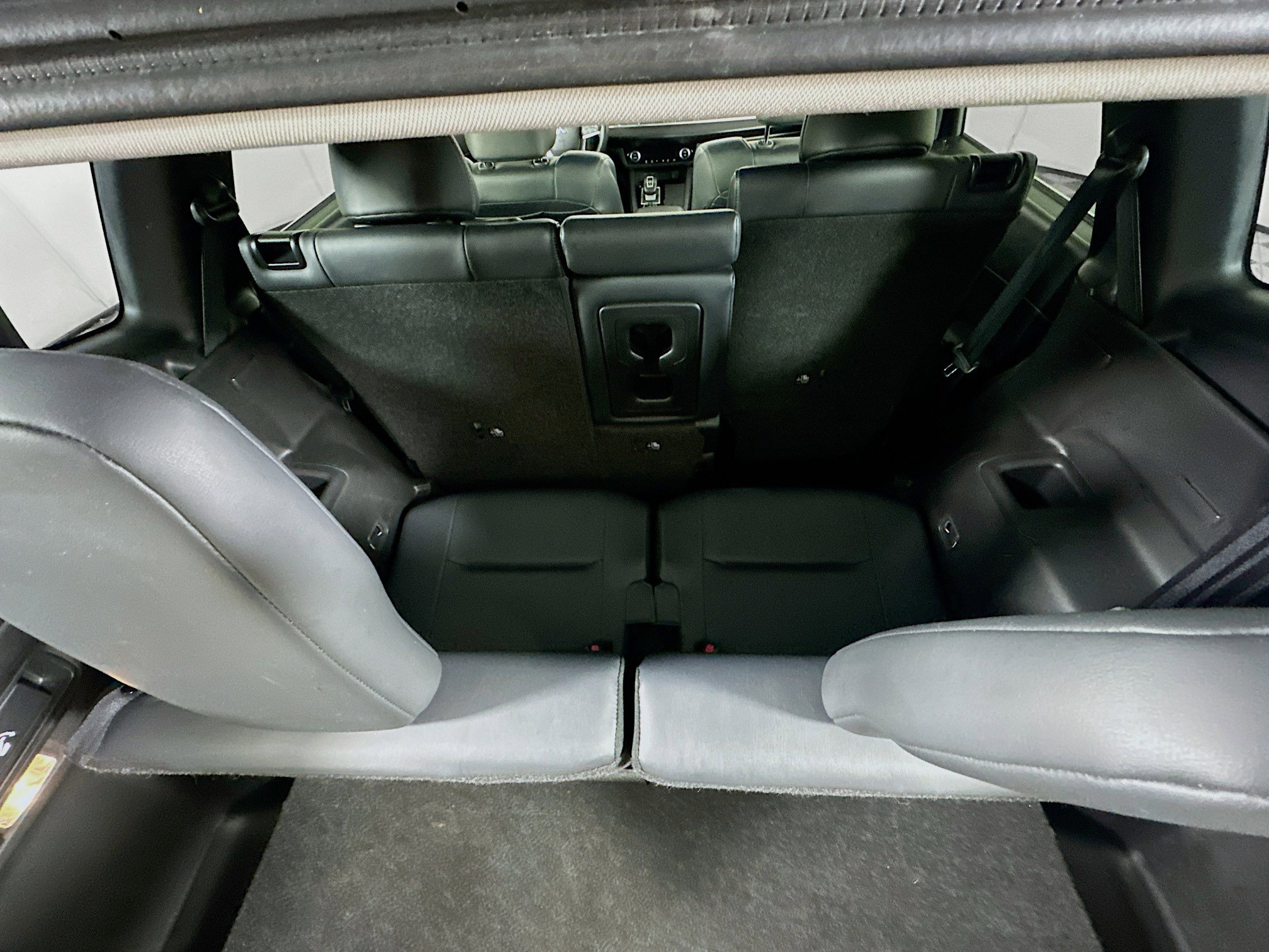 Used 2024 Mitsubishi Outlander SE image 28