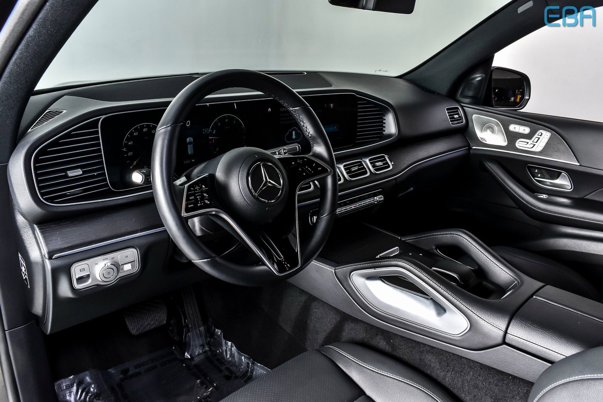 Used 2025 Mercedes-Benz GLE 350 4MATIC image 17