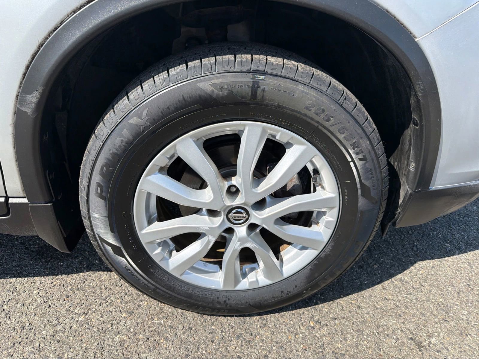 Used 2018 Nissan Rogue SV AWD/4WD image 13