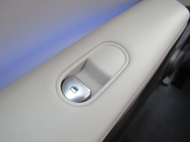 Used 2023 Hyundai Ioniq 5 Limited image 35