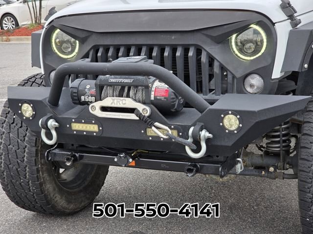 Used 2017 Jeep Wrangler Unlimited Sahara image 6