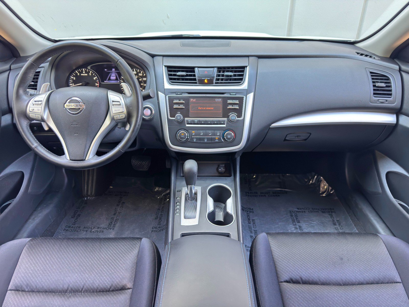 Used 2016 Nissan Altima 2.5 SR w/ LED Appearance Package FWD image 11