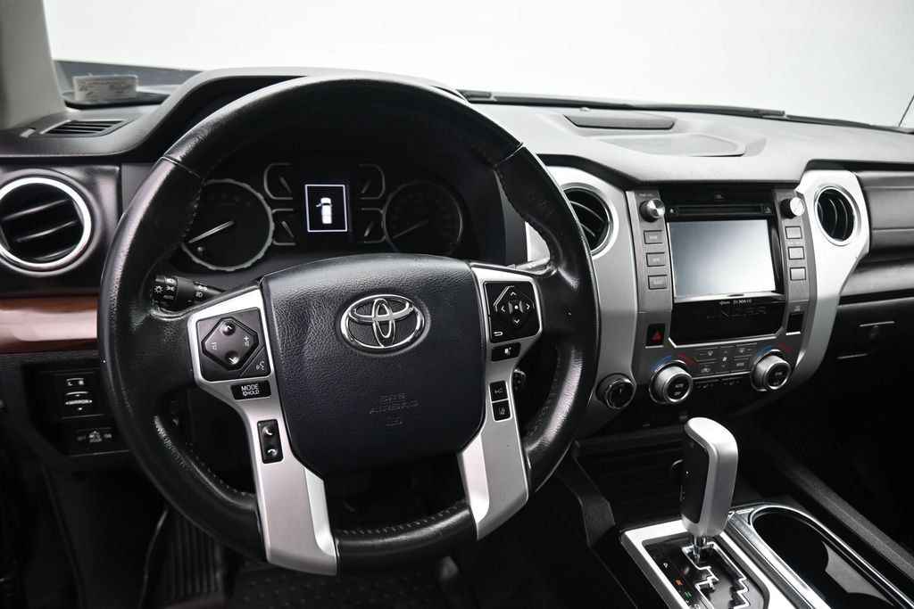 Used 2018 Toyota Tundra Limited w/ Limited Premium Package AWD/4WD image 15