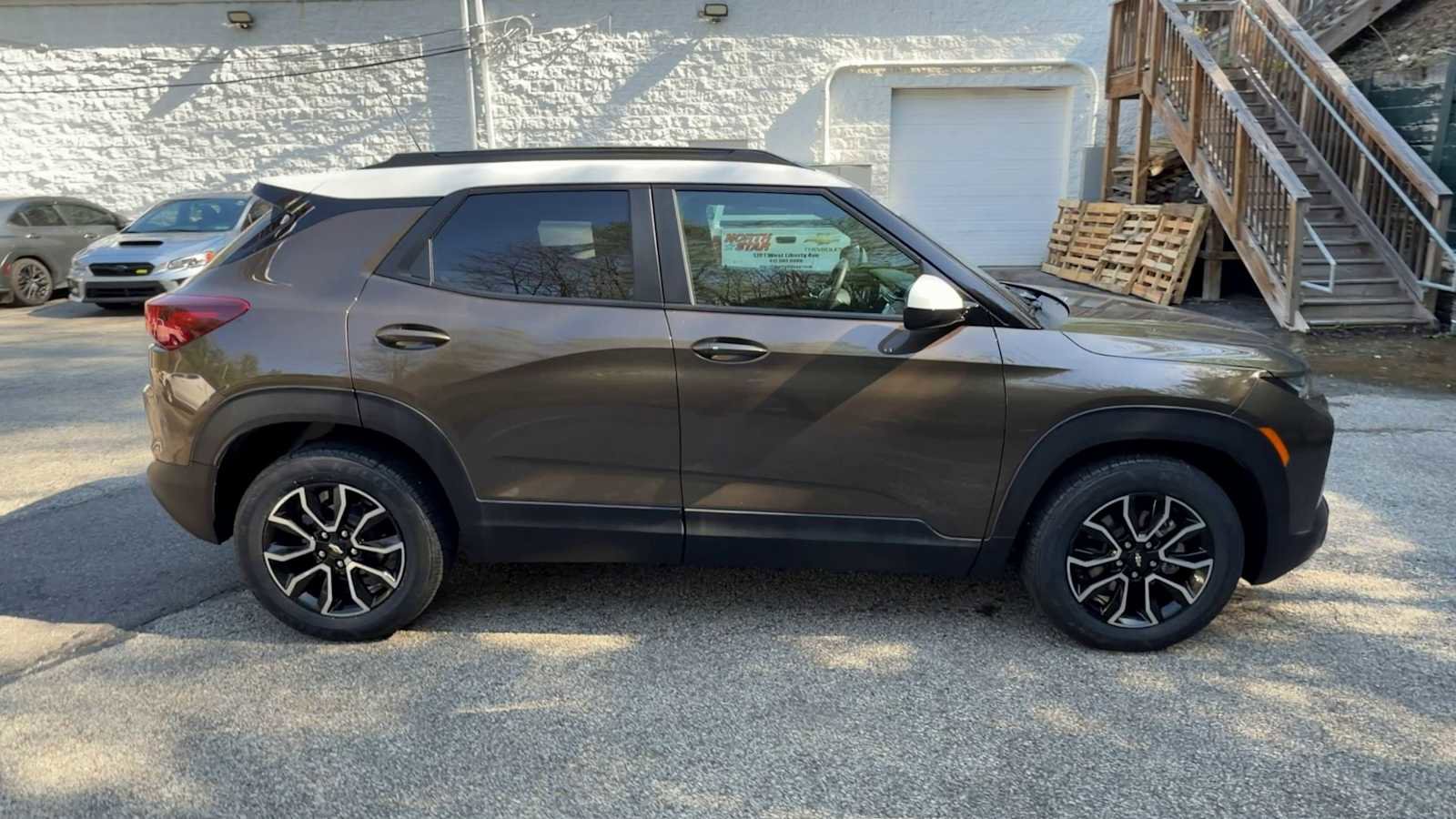 Certified 2022 Chevrolet TrailBlazer ACTIV w/ Sun and Liftgate Package image 9