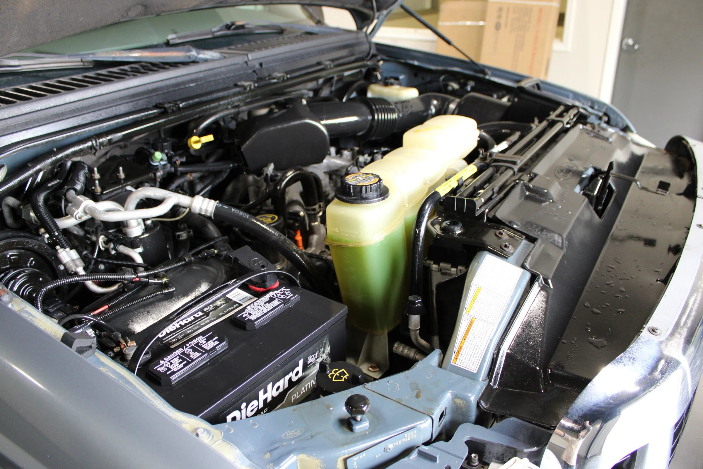 Used 2000 Ford Excursion XLT image 39