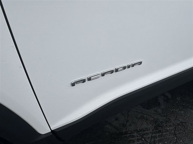 Certified 2023 GMC Acadia SLT image 31