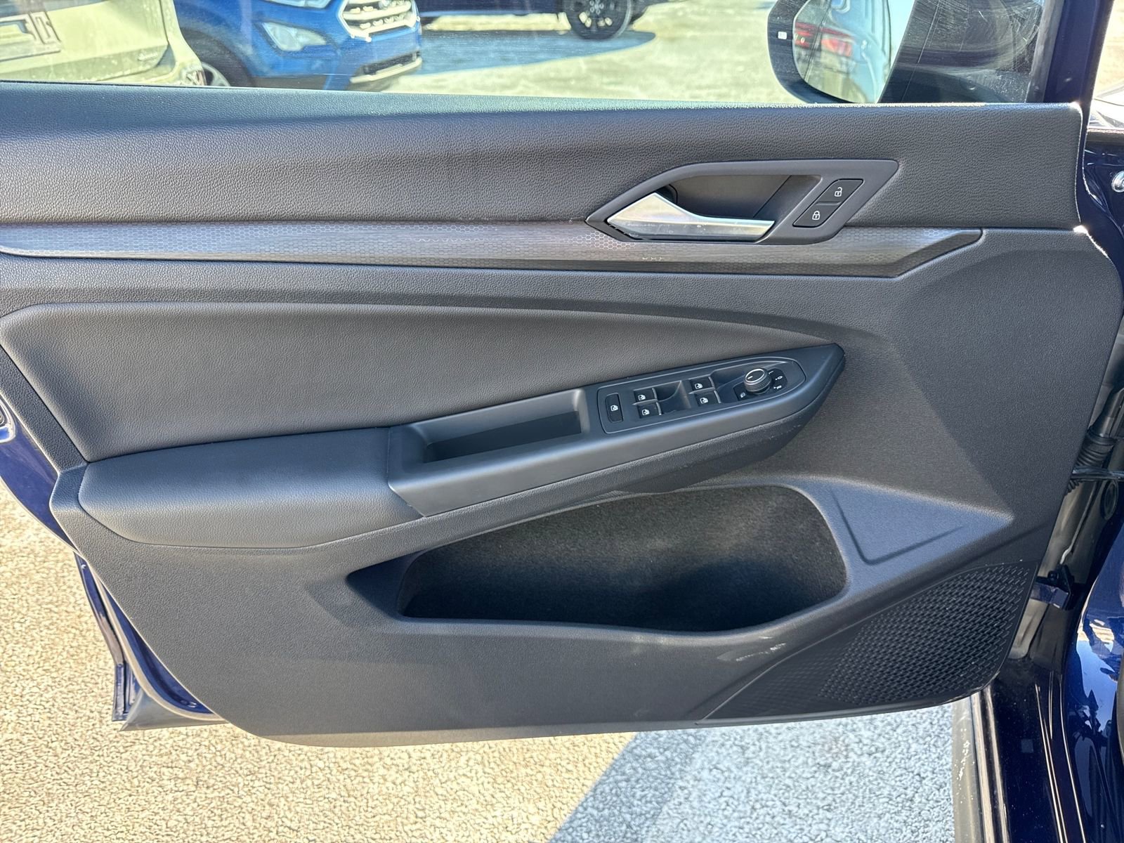 Certified 2022 Volkswagen GTI SE w/ SE Leather Package image 11