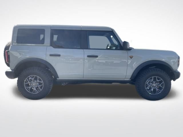 New 2025 Ford Bronco Badlands image 6
