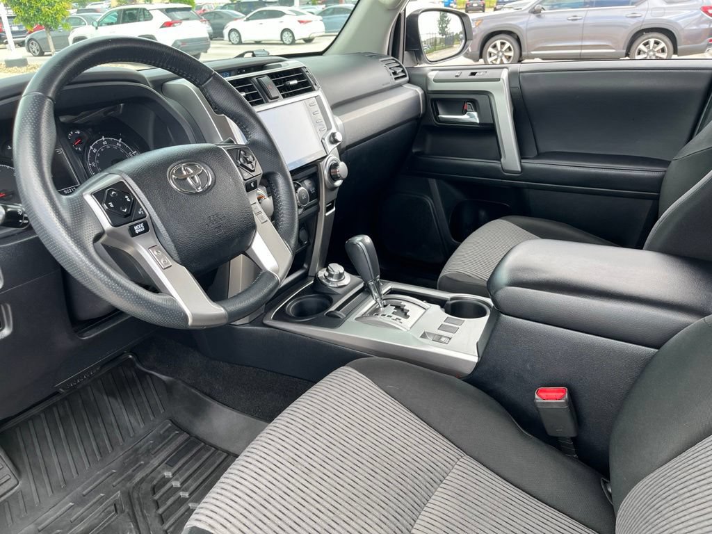 Used 2021 Toyota 4Runner SR5 AWD/4WD image 19