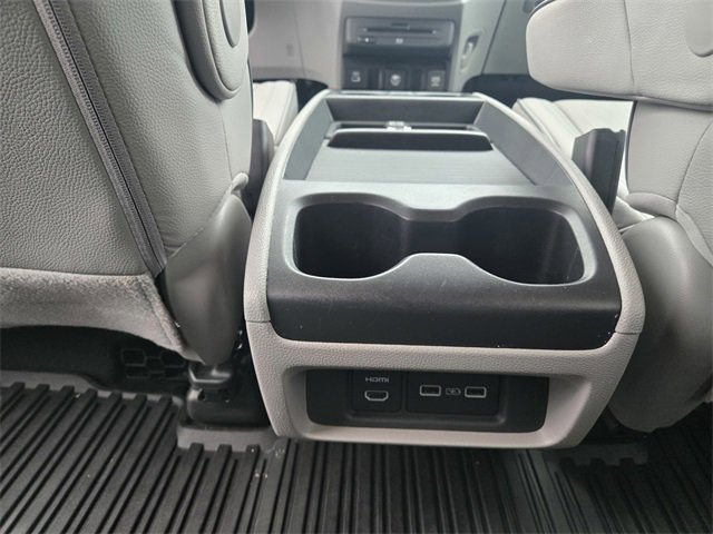 Used 2023 Honda Odyssey Elite image 15