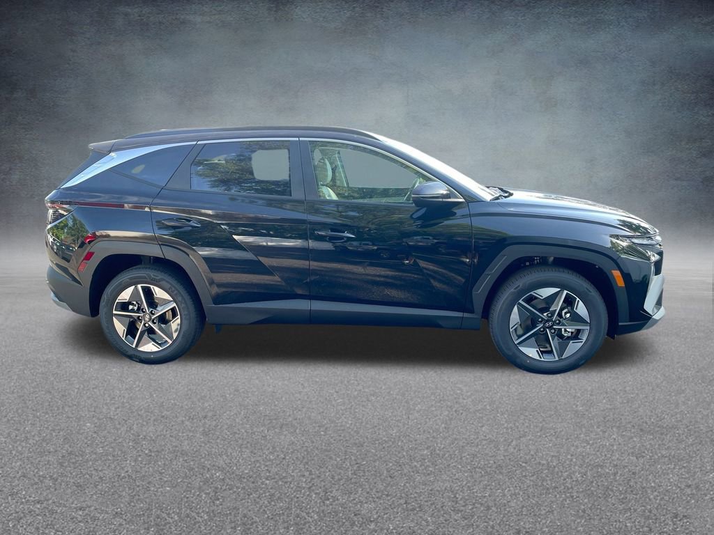New 2025 Hyundai Tucson SEL image 32