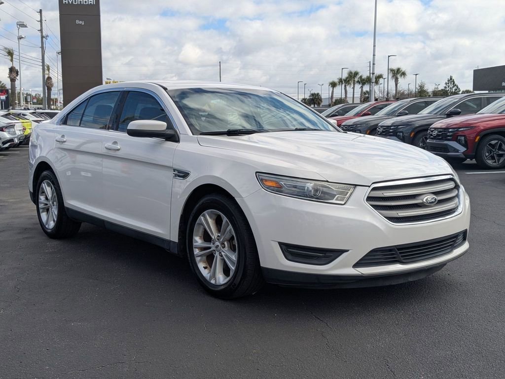 Used 2014 Ford Taurus SEL w/ Equipment Group 201A image 3