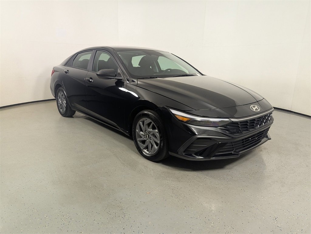 Certified 2024 Hyundai Elantra Blue