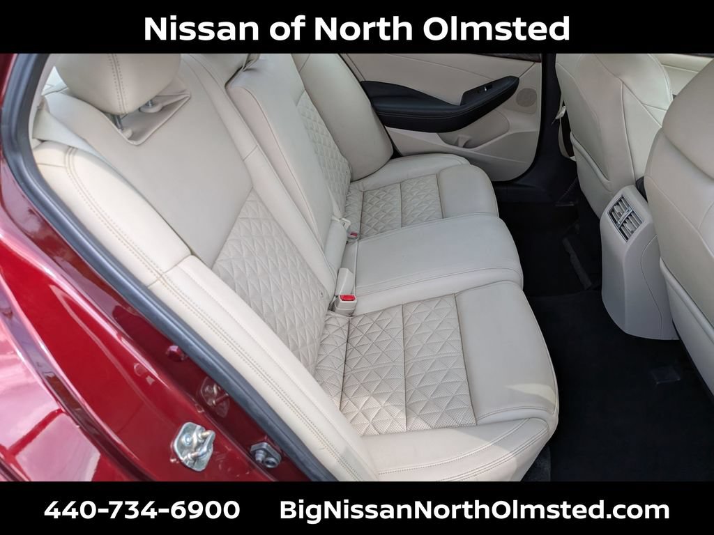 Used 2016 Nissan Maxima Platinum FWD image 26