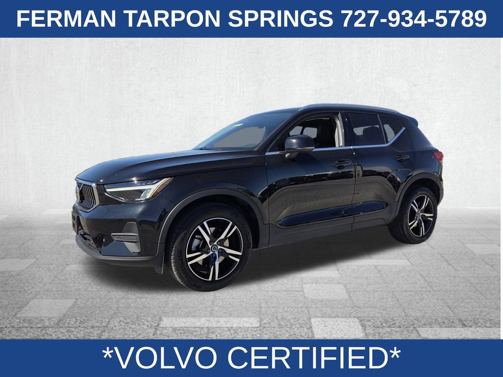 Certified 2025 Volvo XC40 B5 Core image 5
