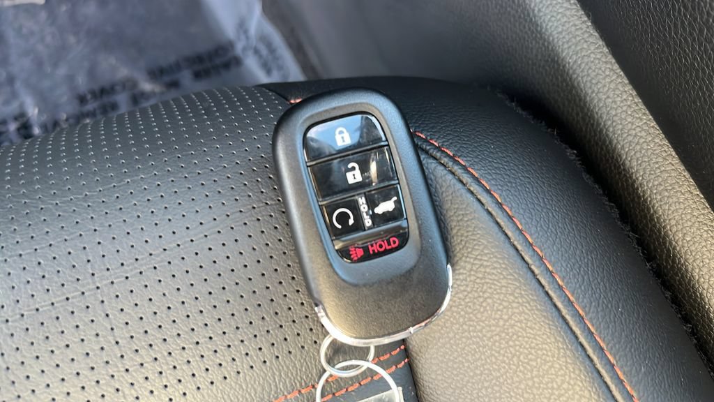 Used 2025 Honda CR-V Sport-L image 21