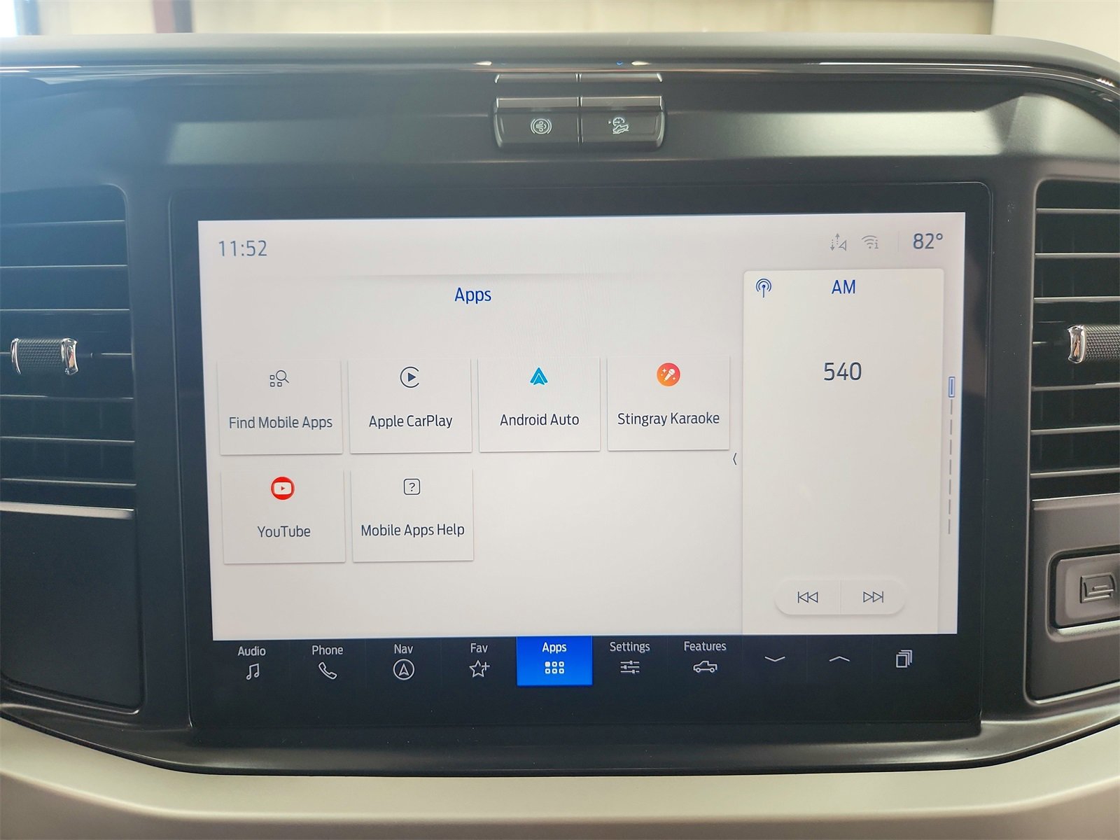 New 2026 Ford F250 XLT w/ XLT Premium Package image 30