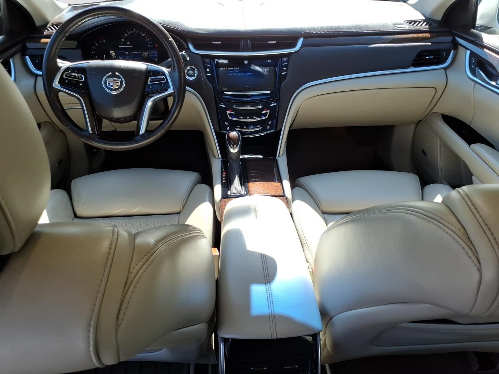 Certified 2013 Cadillac XTS Luxury FWD image 11
