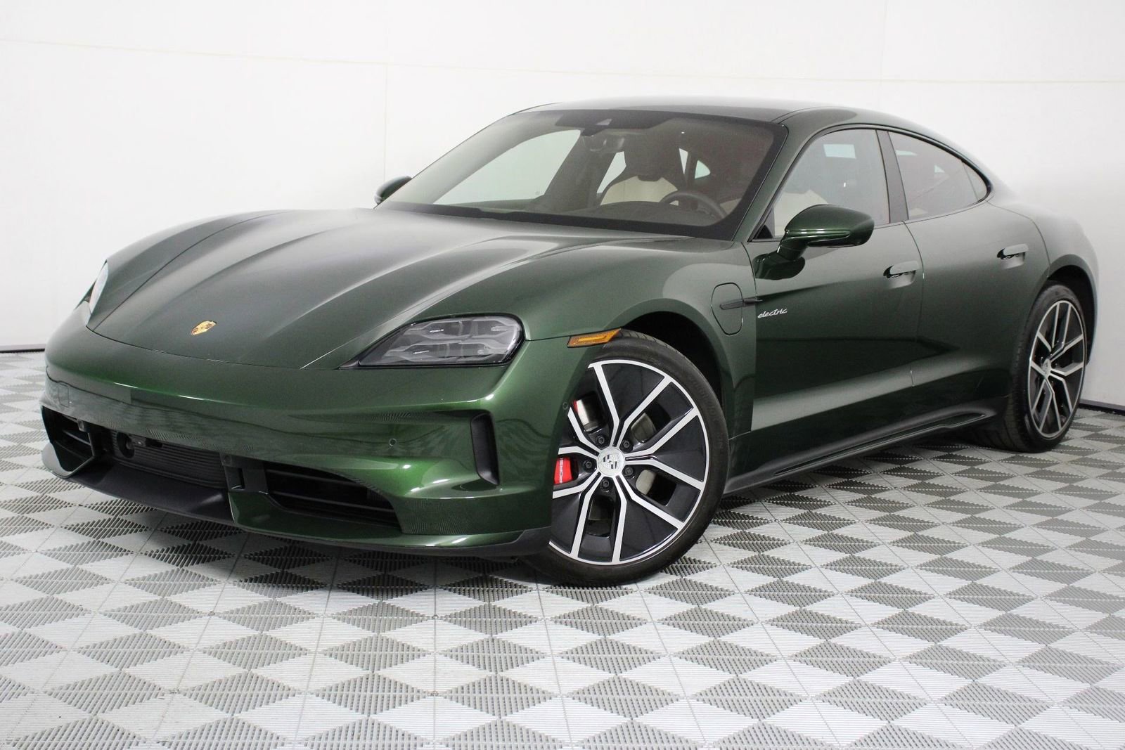 Certified 2026 Porsche Taycan 4S image 1