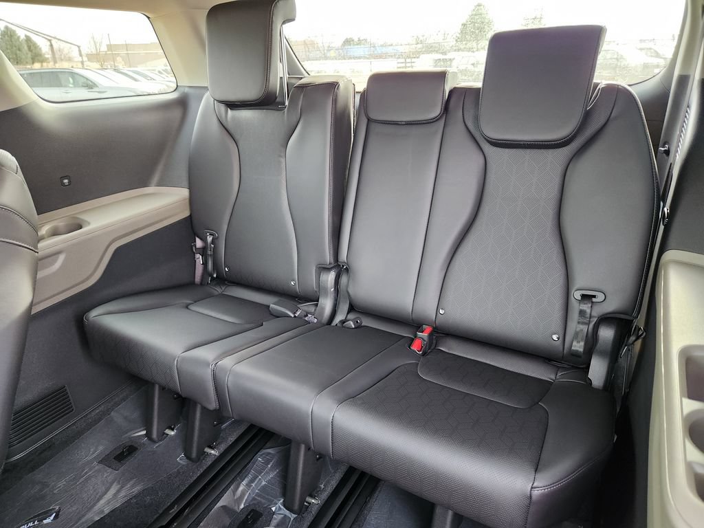 New 2026 Kia Carnival LXS FWD image 10