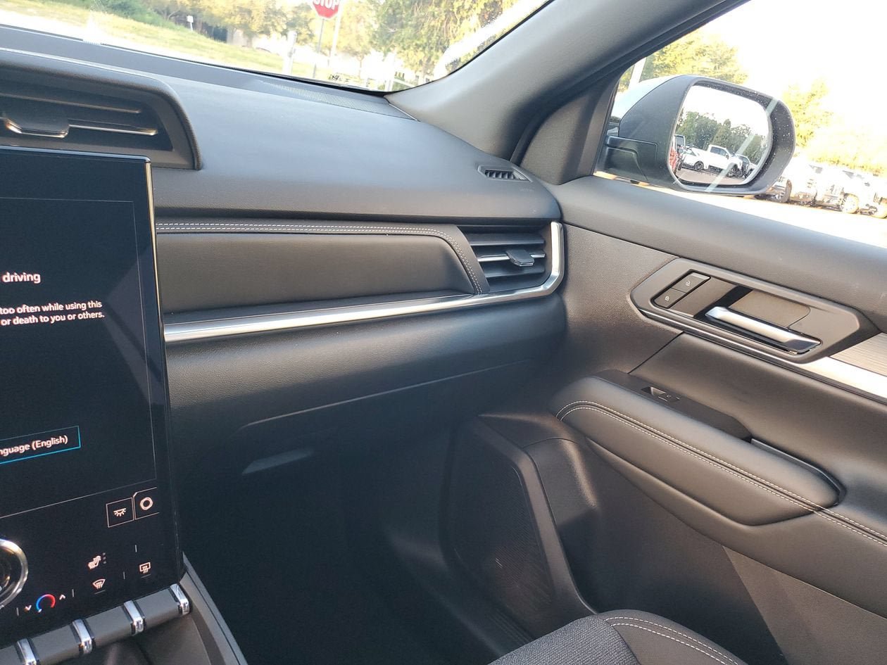 New 2026 GMC Terrain Elevation FWD image 25