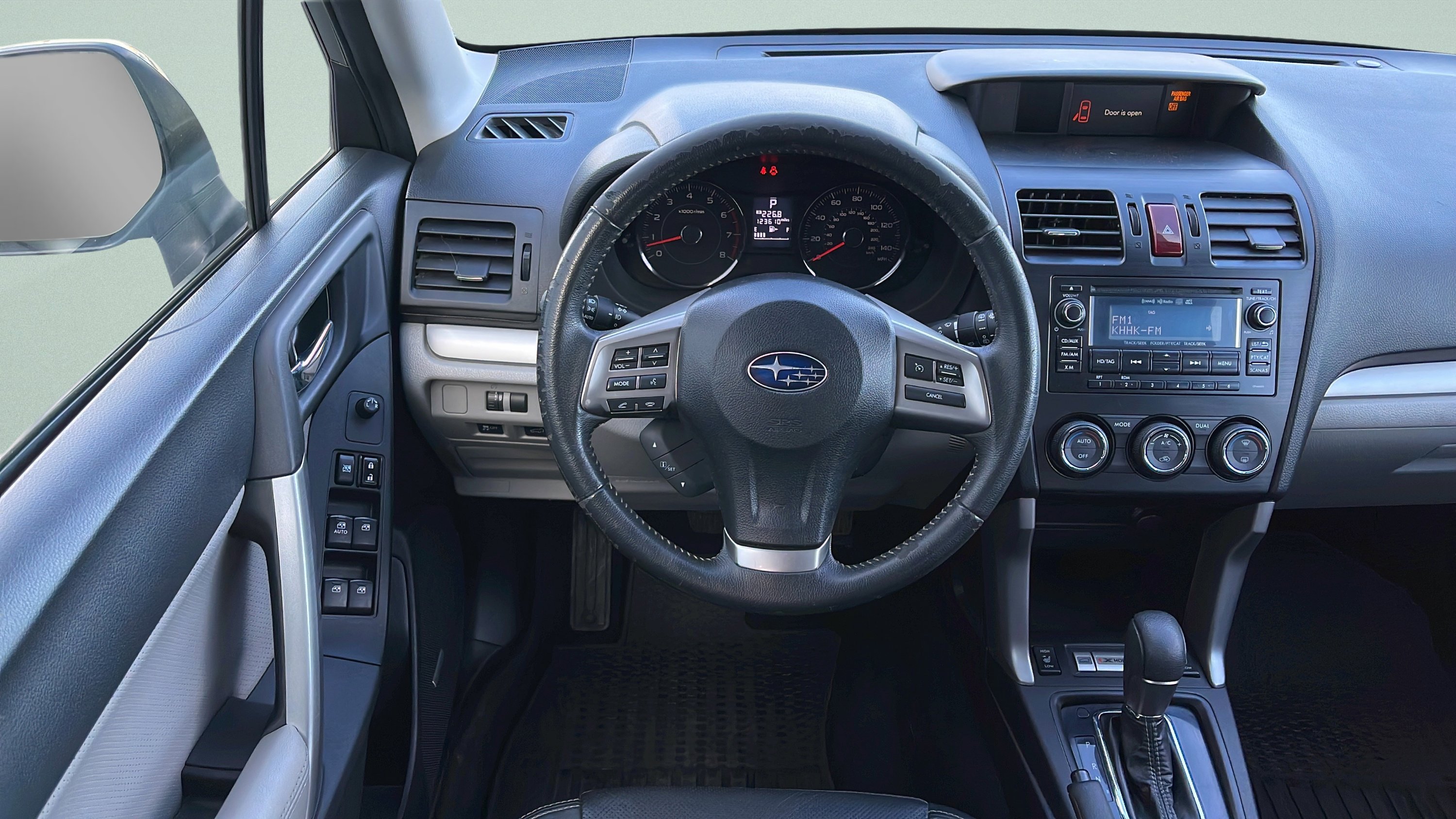 Used 2015 Subaru Forester 2.5i Touring image 10