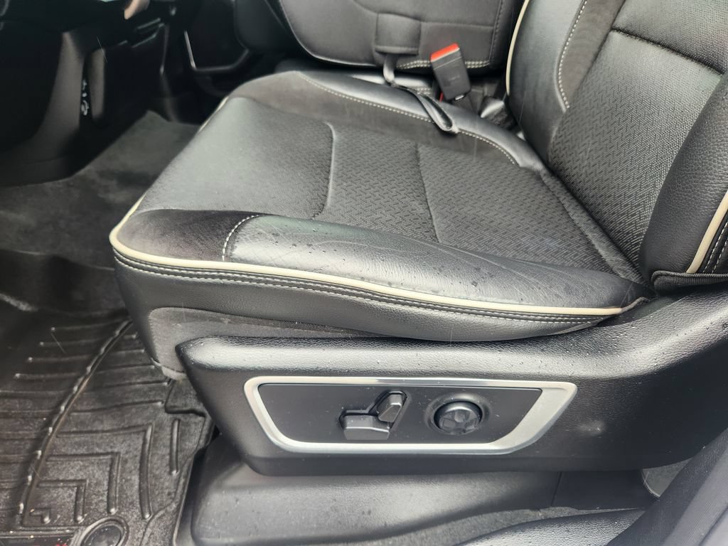 Used 2021 RAM 1500 Laramie AWD/4WD image 23