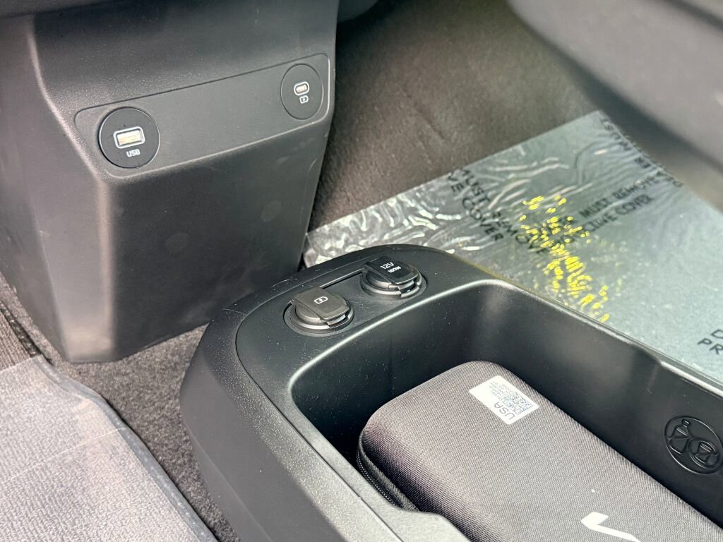 Used 2024 Kia EV6 Wind image 24